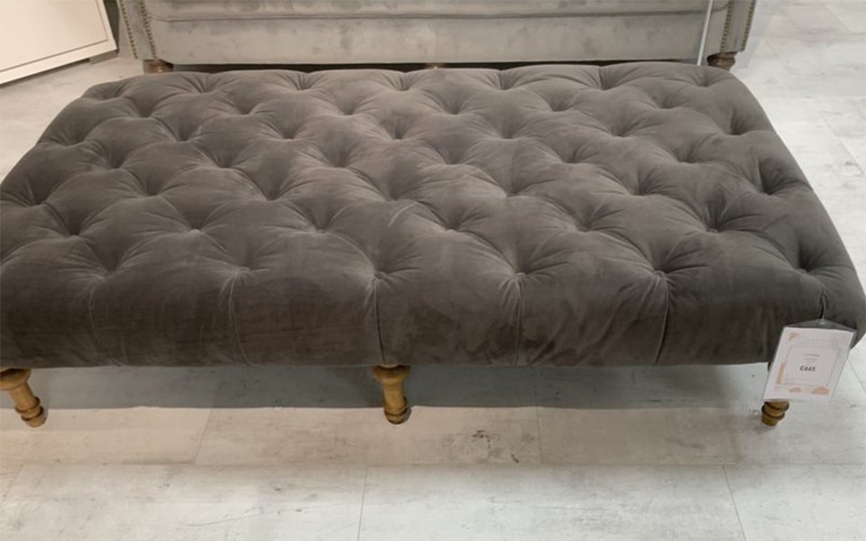 Alexander & James
Victoria Footstool
Was £639 Now £339 Alexander & James
Victoria Footstool
Was £639 Now £339